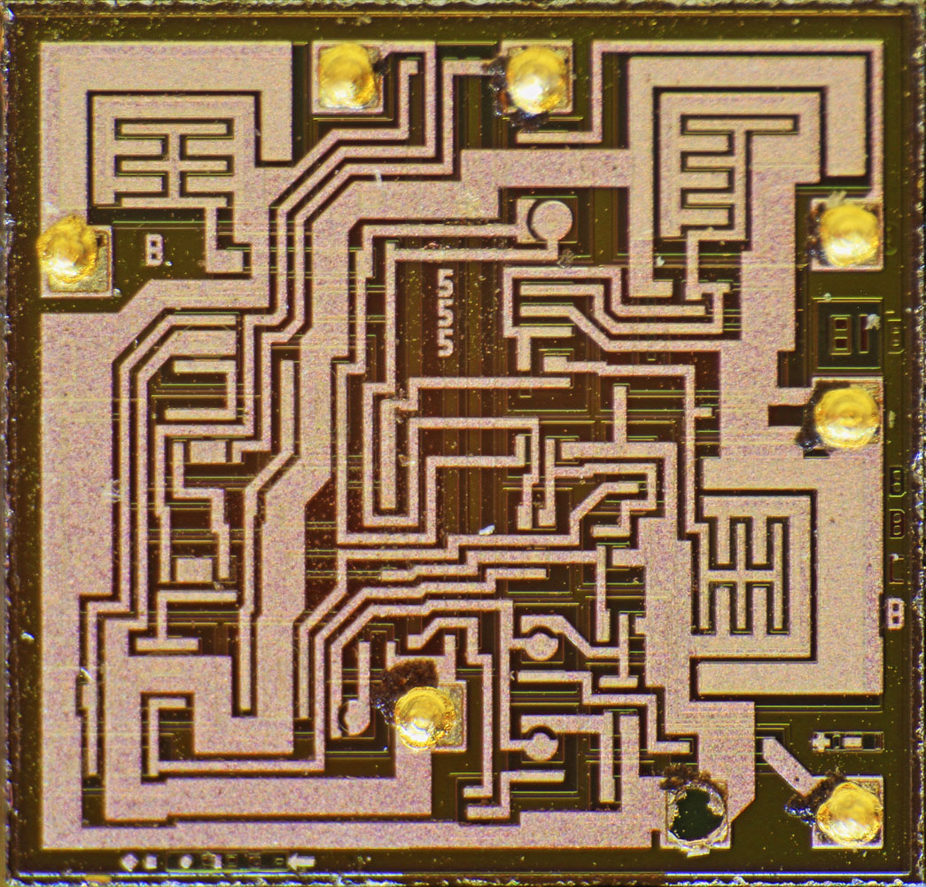 National Semiconductor LM555CN Die