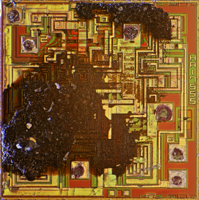 Decapping Die Epoxidreste