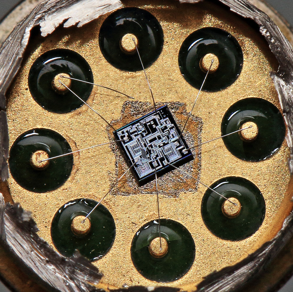 Signetics NE555 Die