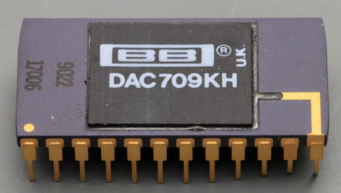 DAC709