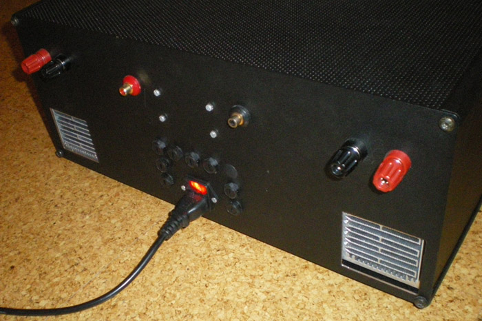 M250 Verstärker Gehäuse