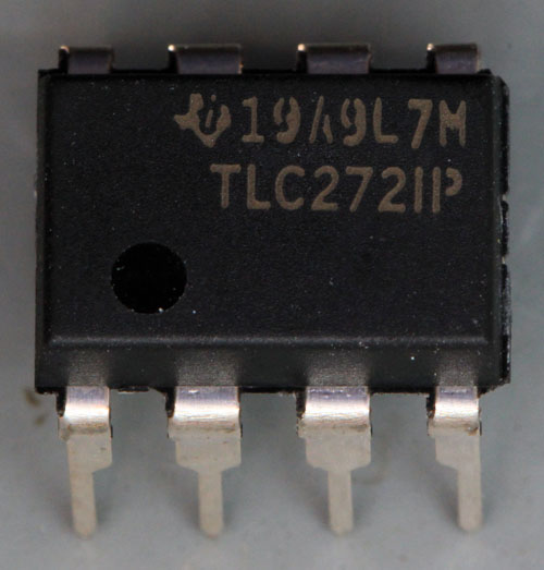 TLC272