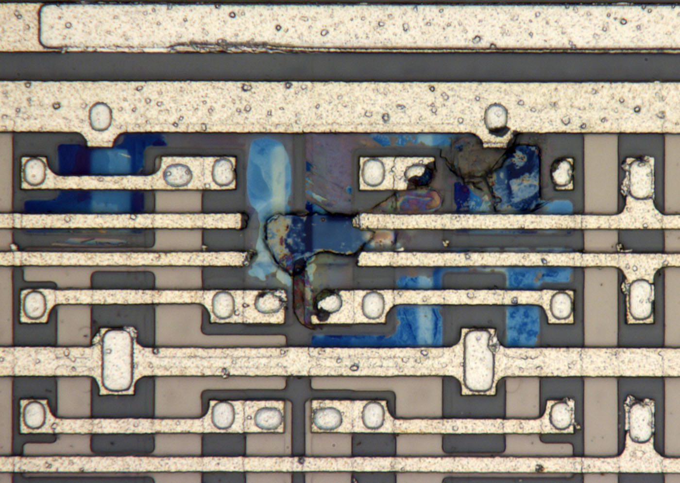 KM537RU1 Die Defekte Speicherzelle