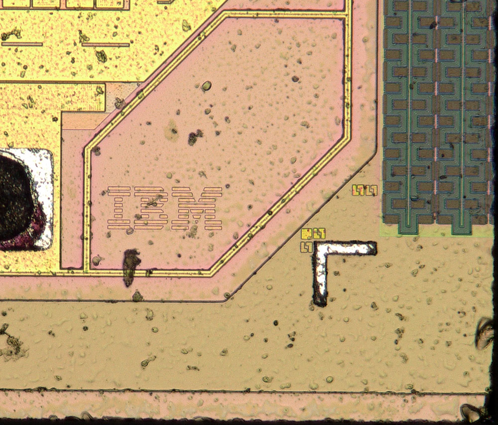 105244-002 Die Detail