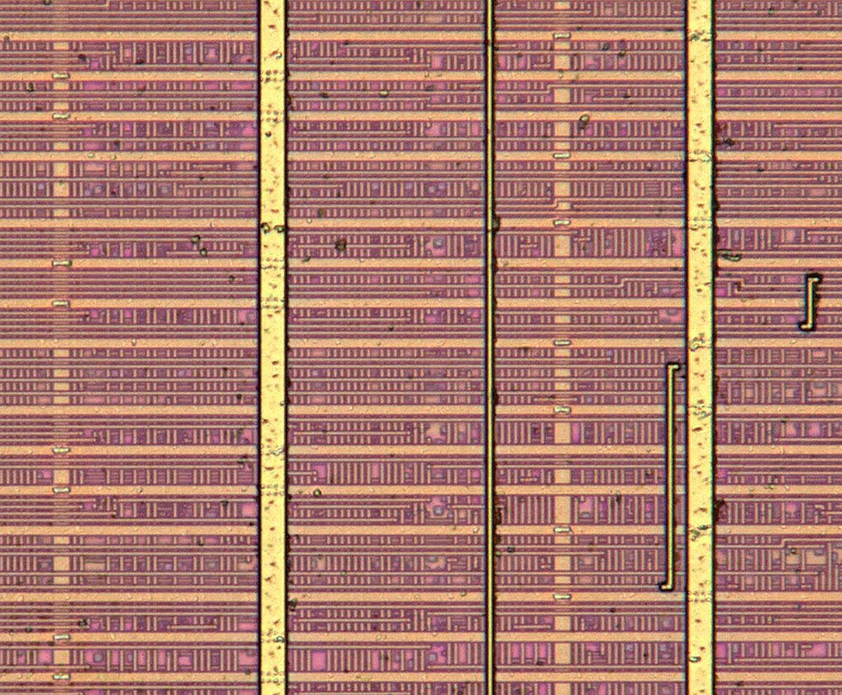 105244-002 Die Detail