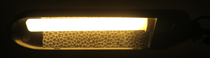 Decapping Abbildung Belichtung Leuchtstoffröhre