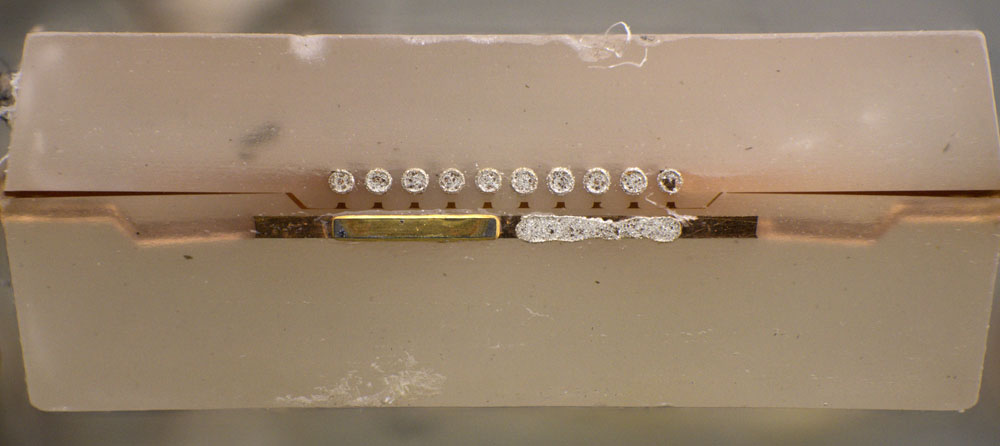 Optobus Lasermodul Die Kontaktierung