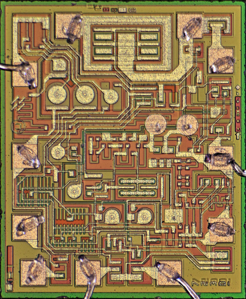 National Semiconductor LM723J Die