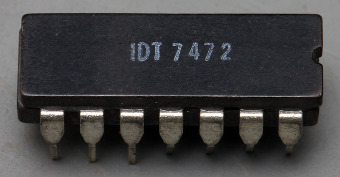 IDT7472