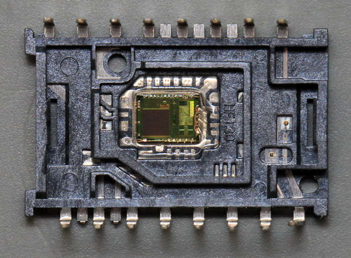 Logitech M500 Avago S7550 Die