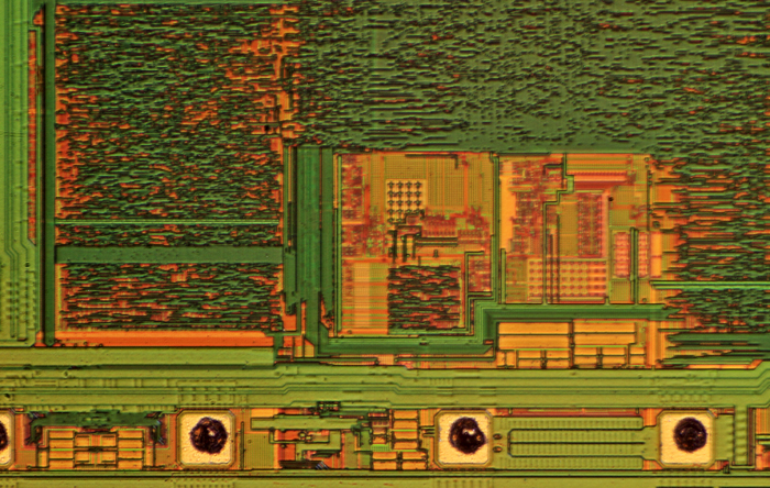 Logitech M500 Cypress CY7C63823 Die Detail