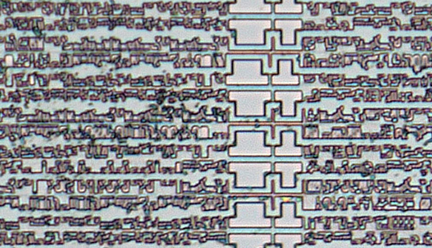 ATtiny10 Die delayered Detail