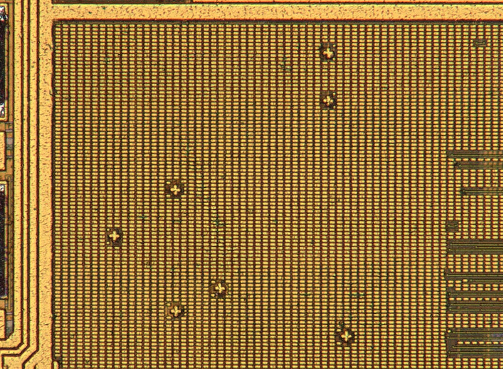 PIC16F13145 Die Detail